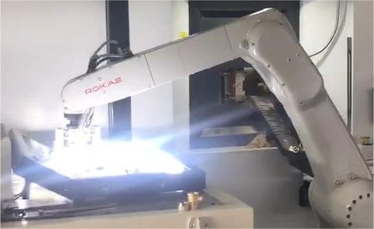 ボールバルブの加工機への搬入・搬出