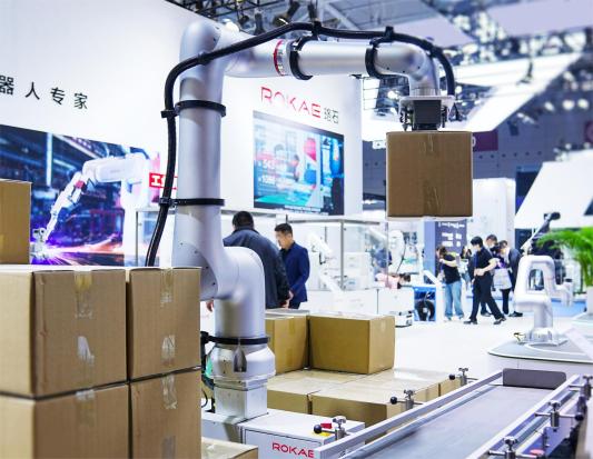 珞石硬核新品解析丨码垛机器人，重新定义易用性